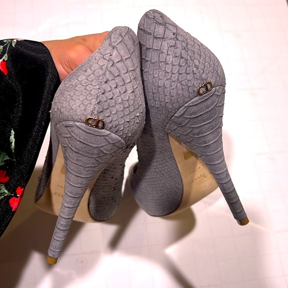Authentic Christian Dior heels - Picture 5 of 5